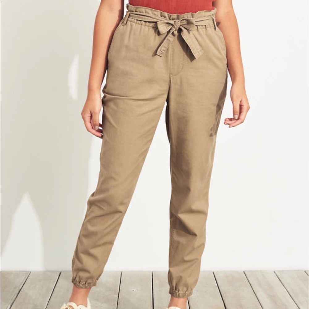 Hollister-Olive- Ultra High-Rise Paper-Bag Joggers